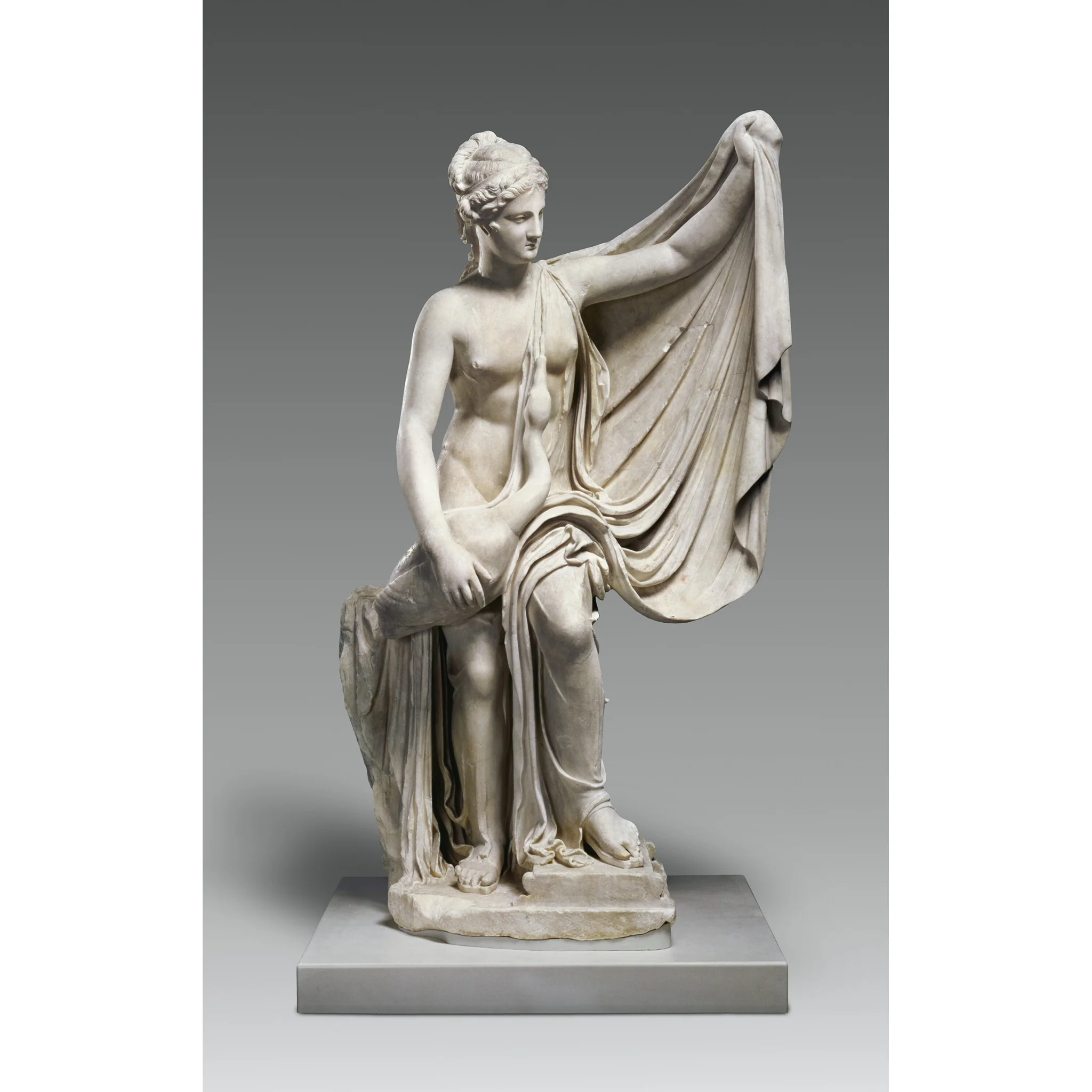 Statue of Leda and the Swan Pin - Image 2