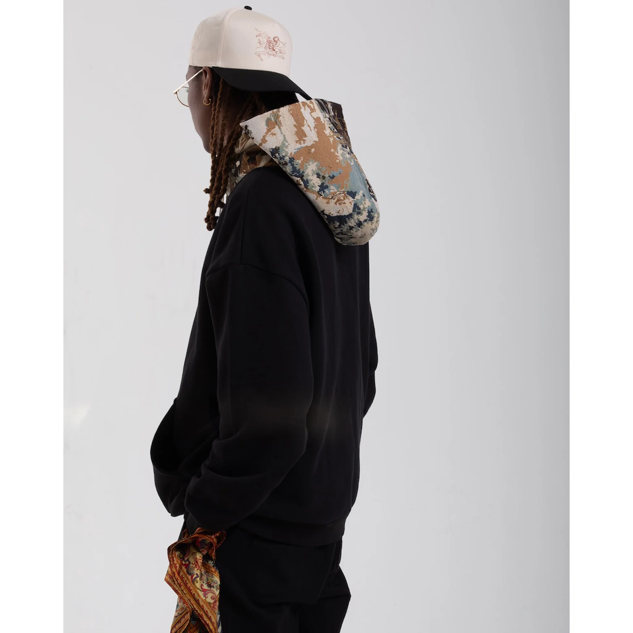 Psyche at the Basketmakers Jacquard Tapestry Hoodie - Black - Image 14