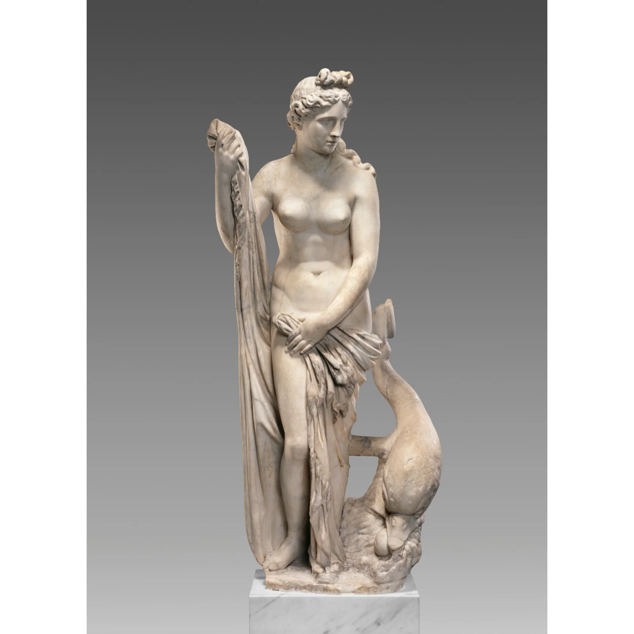 Statue of Venus Pin - Image 2